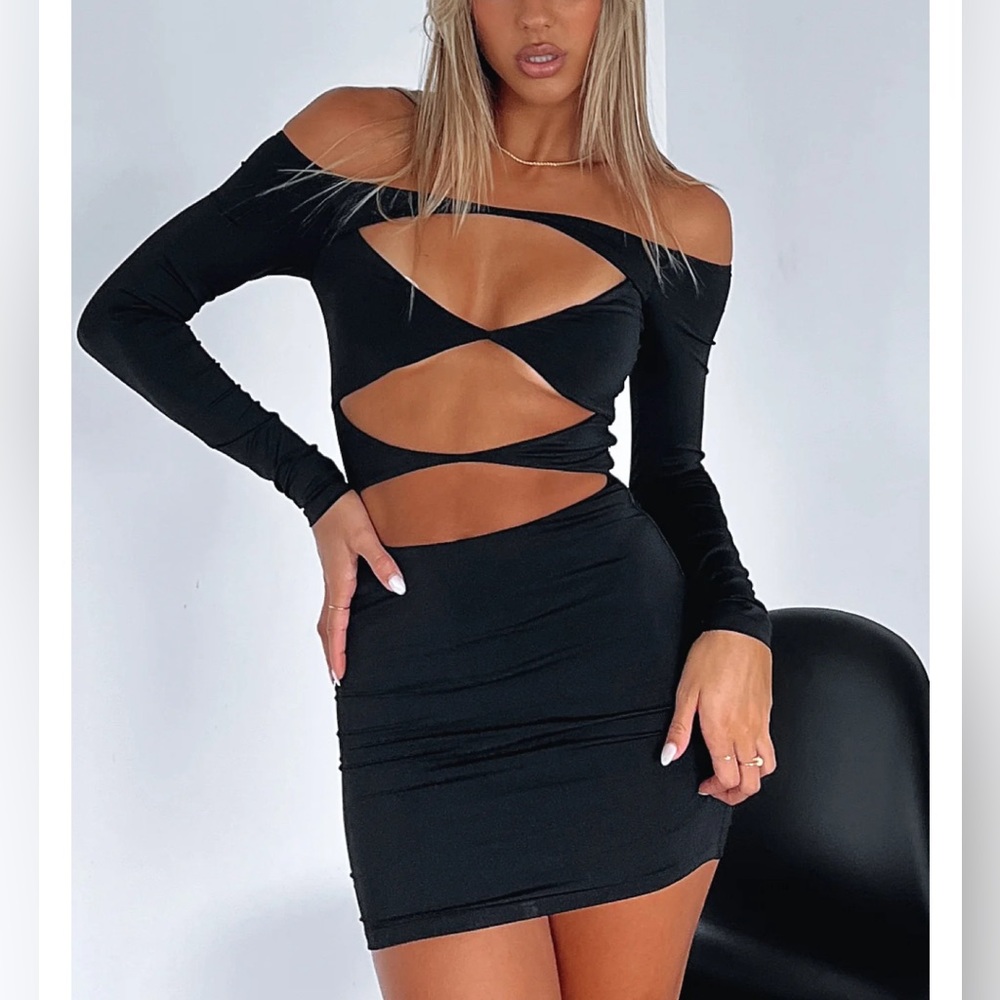 White fox black long sleeve mini dress